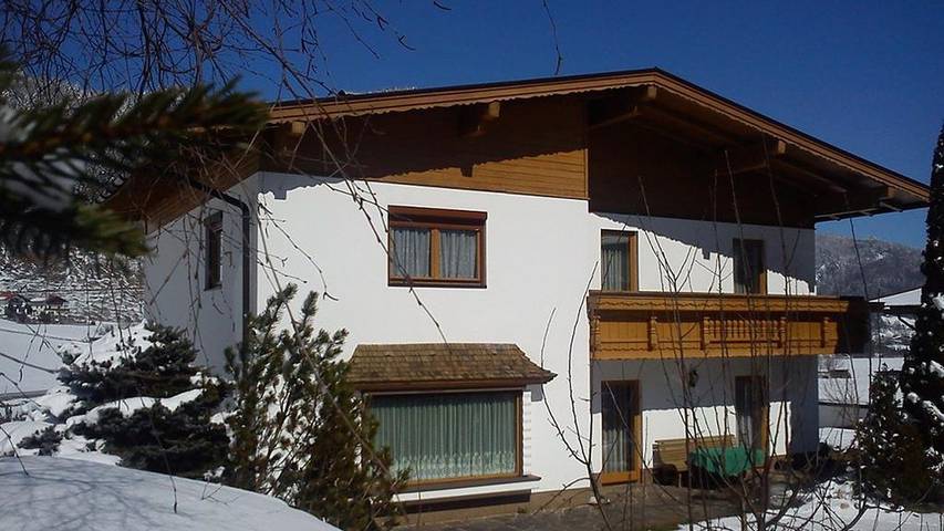 Ferienwohnung für 5 Personen, mit Balkon und Garten, kinderfreundlich am Kaiserwinkl