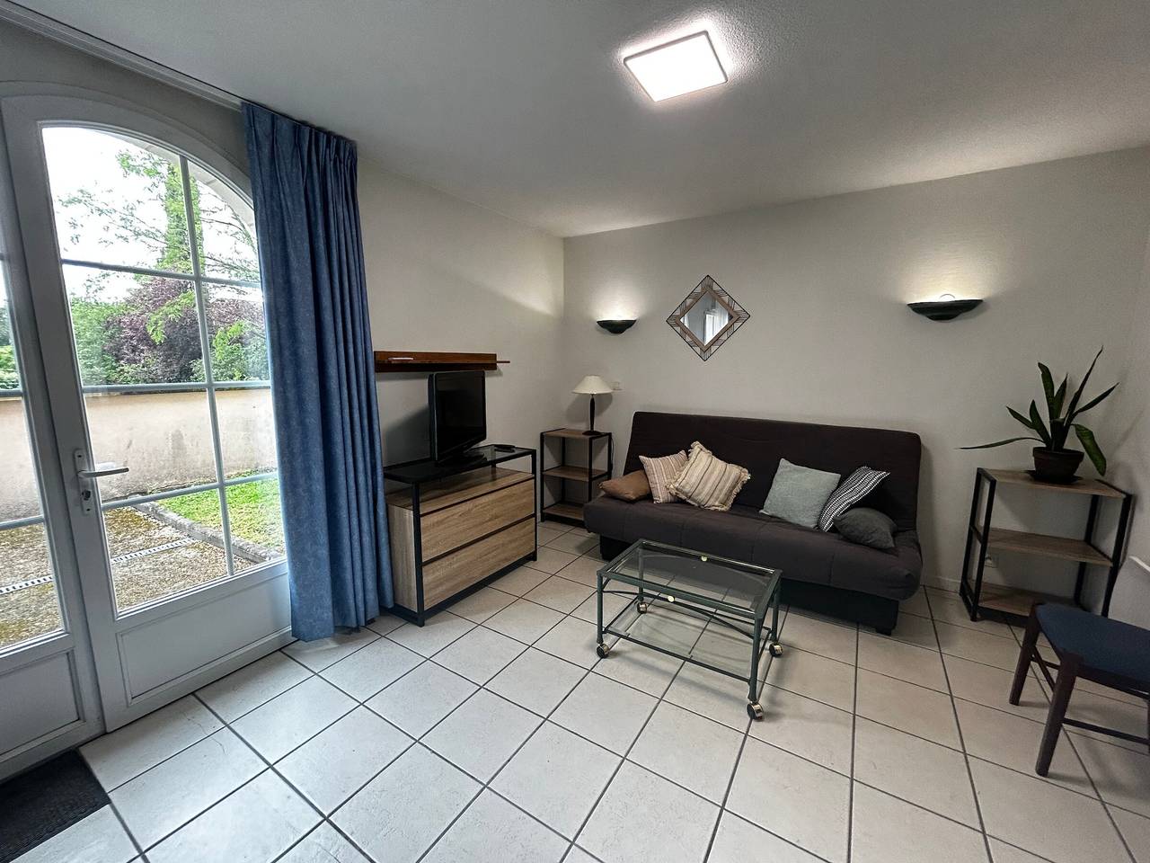 Appartement entier, Appartement Résidence, Piscine, 200m des Thermes in La Roche-Posay, Vienne (France)