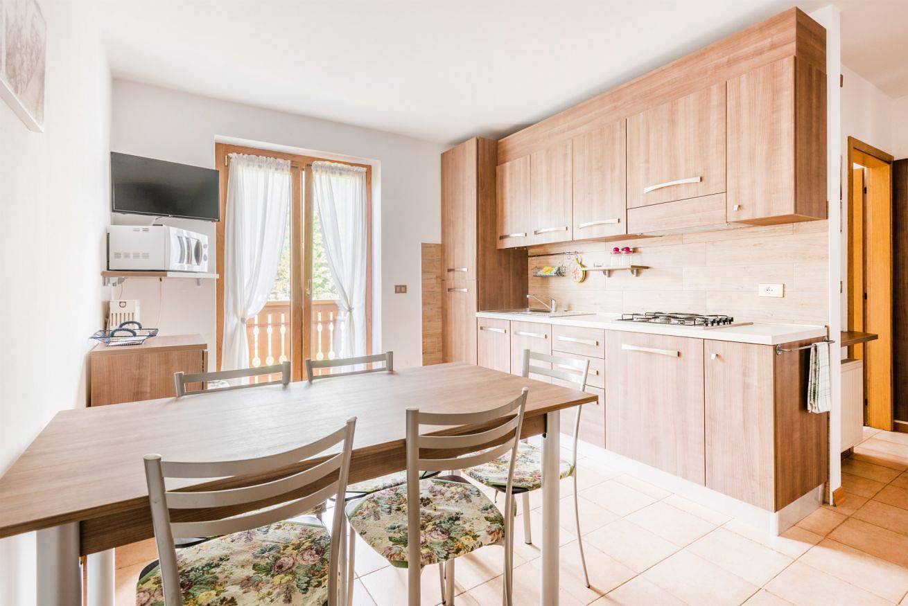 Geheel appartement, Vakantieappartement voor 3 personen met tuin in Pieve di Ledro, Ledro