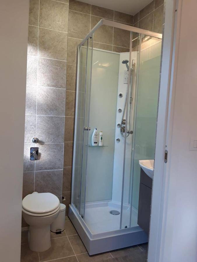 Bed&breakfast Bbqueen Sandonato Policlinico in San Donato Milanese, Prowincja Mediolan