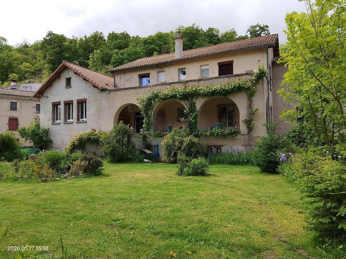 Double Room with Garden View in Saint-Saturnin (Puy-de-Dôme), Parc naturel régional des Volcans d'Auvergne