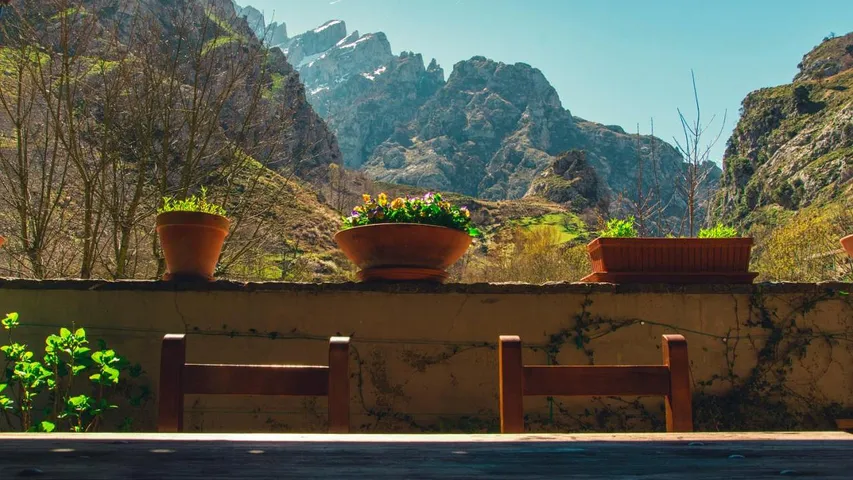 Hostel for 4 people, with view and balcony as well as garden - 1