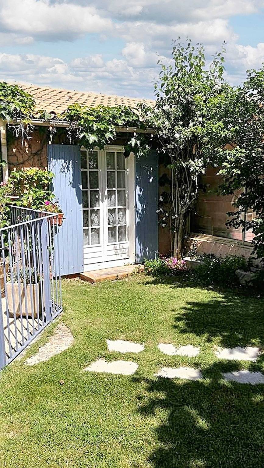 Appartement entier, Appartement charmant proche d'Avignon avec piscine privée in Le Pontet, Vaucluse