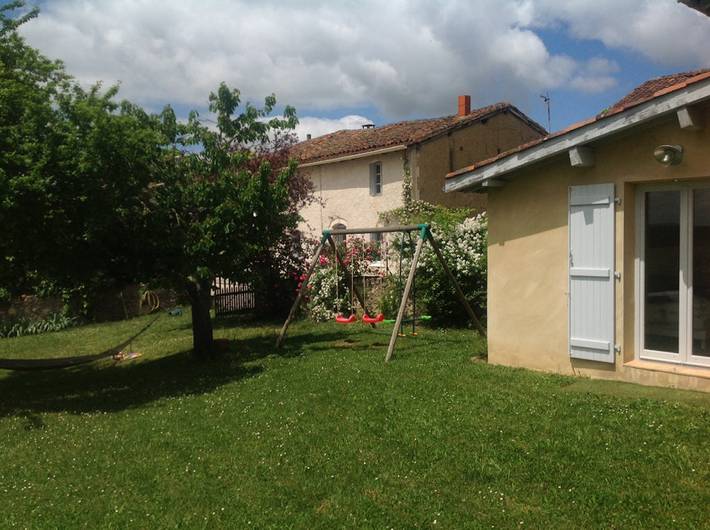 Gîte pour 10 personnes, avec jardin - 1