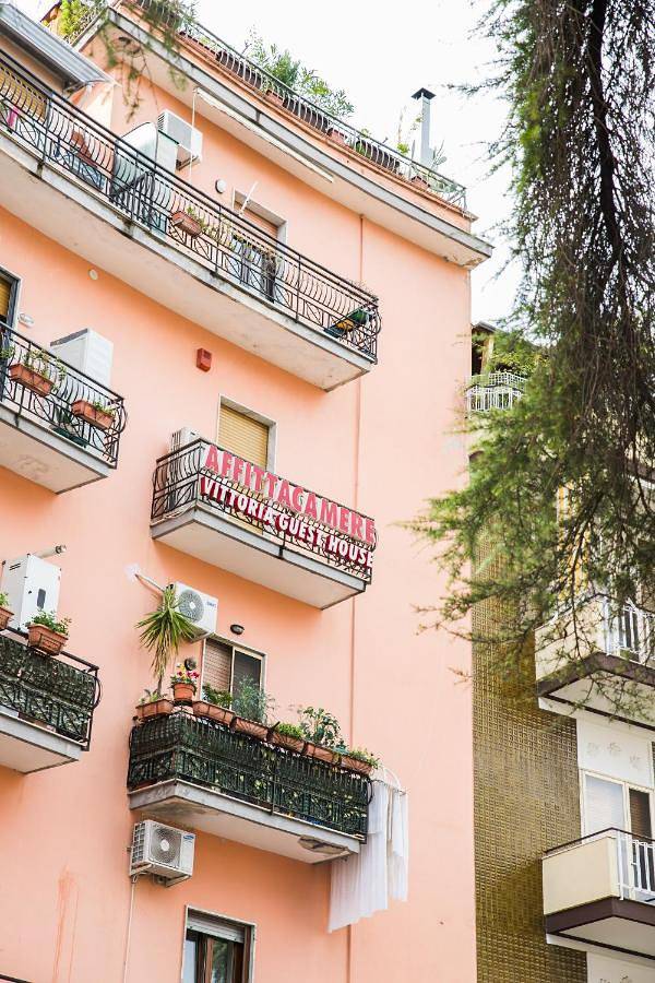 Vittoria Guest House Battipaglia in Battipaglia, Provincia di Salerno