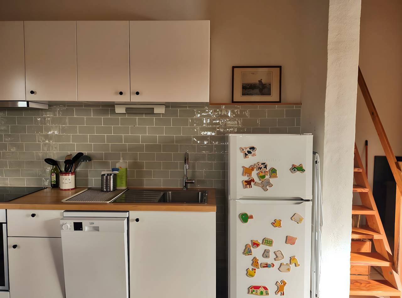 Gîte L'hirondelle – Maison de vacances au calme avec piscine partagée in Paulhiac, Région de Villeneuve-sur-Lot