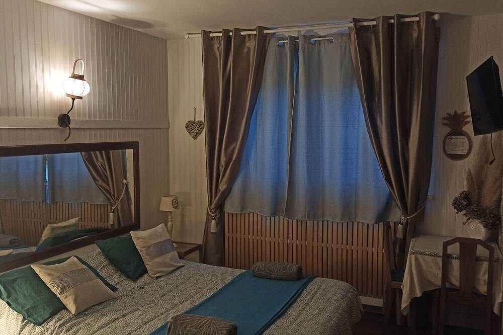Chambre d'hôtes à Garennes sur Eure au Havre de paix pour 3 personnes maxi in Neuilly, Région d'Évreux