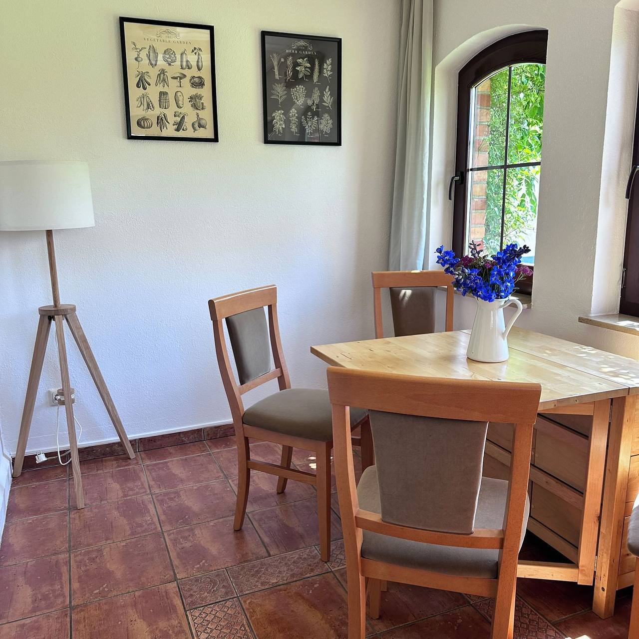 Ganze Wohnung, Landhäuschen Danneborth: Freistehendes Ferienhaus mit Garten und Terrasse in ländlicher Umgebung in Carinerland, Neubukow-Salzhaff