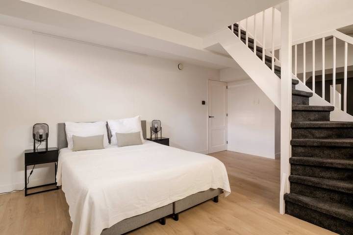 Ganze Wohnung, Spacious Duplex in Centre with Free Parking in Rotterdam, Südholland