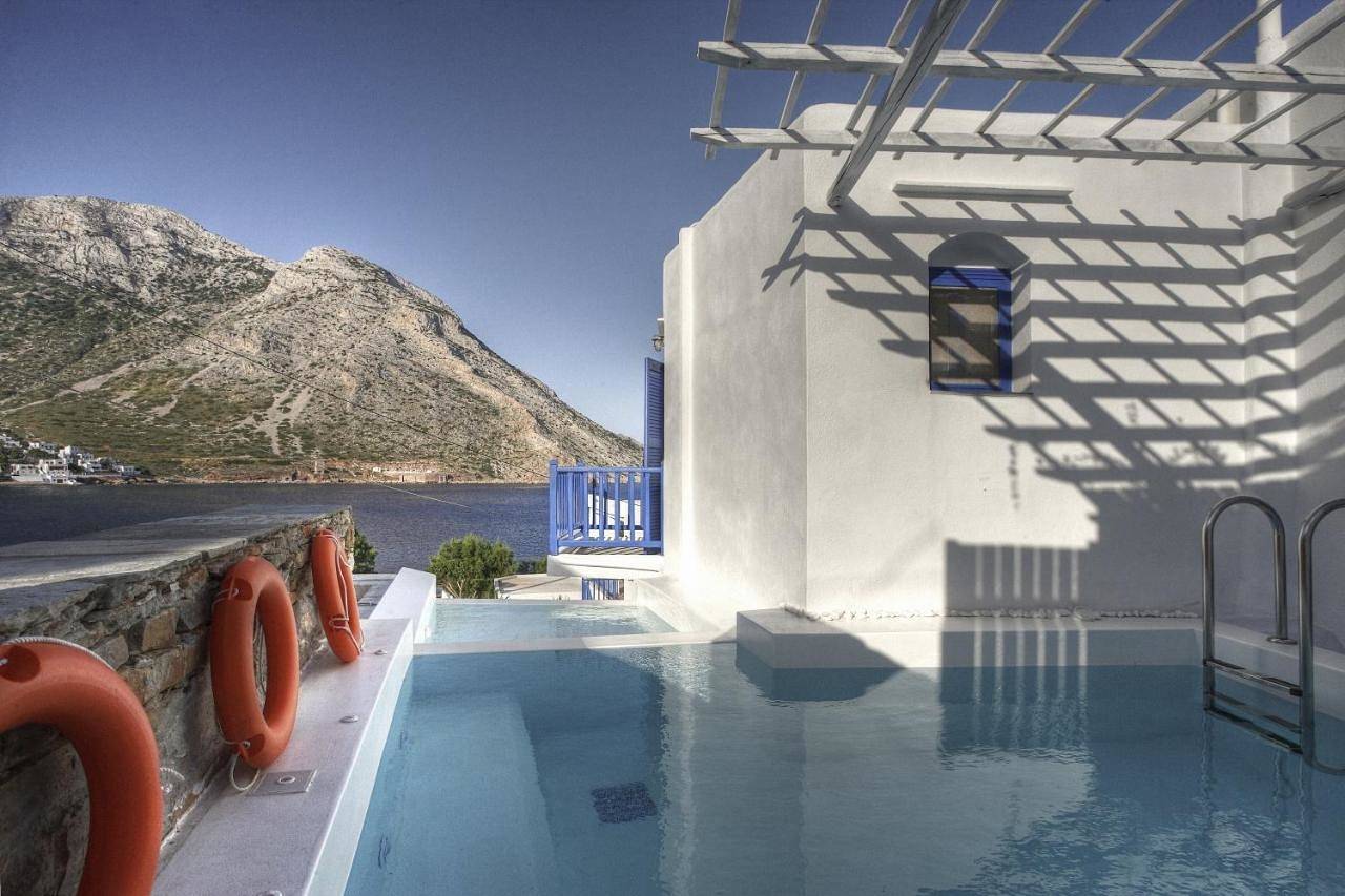 Delfini in Sifnos