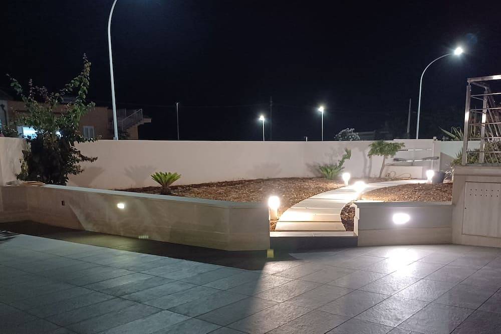 Casa en Sicilia noroeste, enfrente del mar - aire acondicionado, Wi-Fi, aparcami in Alcamo Marina, Alcamo