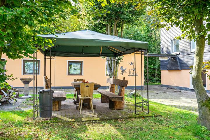 Entire apartment, Apartment '3 - Schrappmühle' with Shared Terrace, Garden & Wi-Fi in Aerzen, Landkreis Hameln-Pyrmont