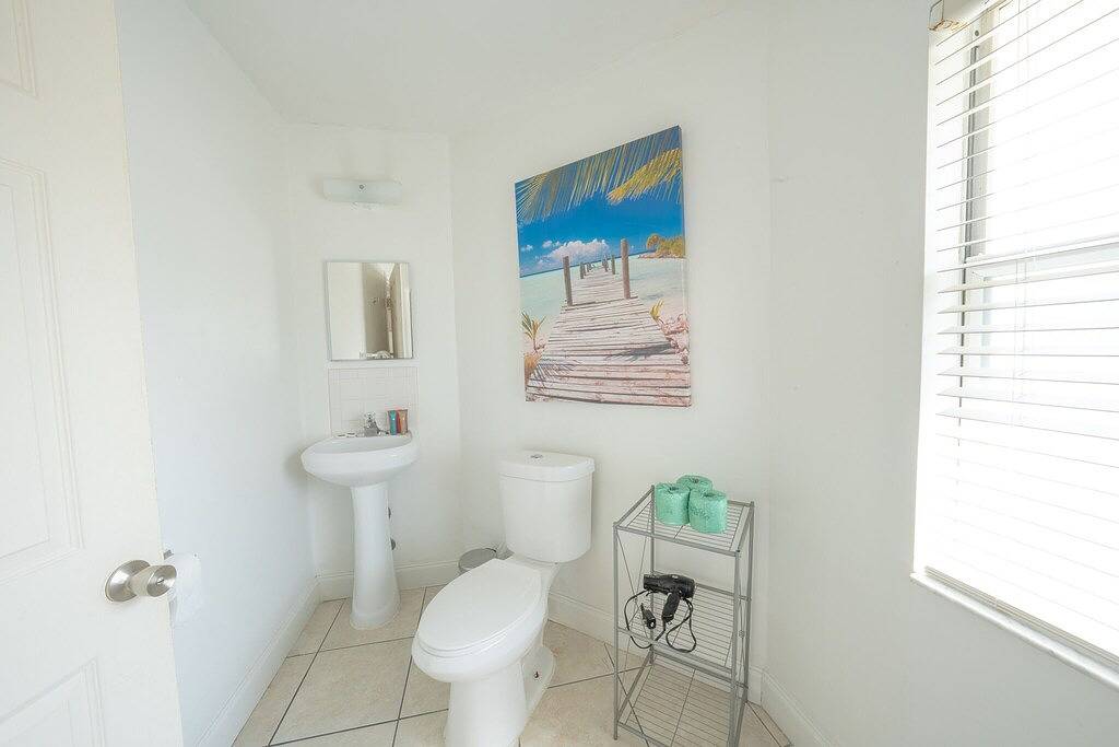 Ganze Wohnung, 102 · ☀Pool✔ Kitchen✔ Beach✔ Self Checkin✔ Free Parking✔ in Clearwater Beach, Clearwater