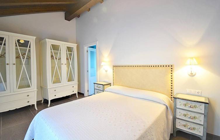 Casa de vacaciones para 8 personas, con vistas además de jardín y terraza en Salnés - 4