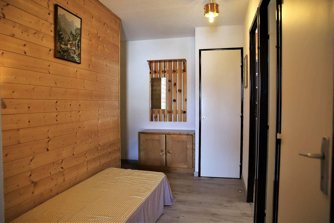 Entire apartment, Résidence Jandri - 2 room apartment sleeping corner 4 people (009) in Auris, Écrins National Park