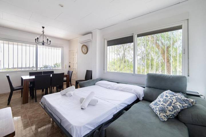 Chalet para 9 personas, con jardín además de piscina y vistas en Ribera Alta (Valencia) - 4