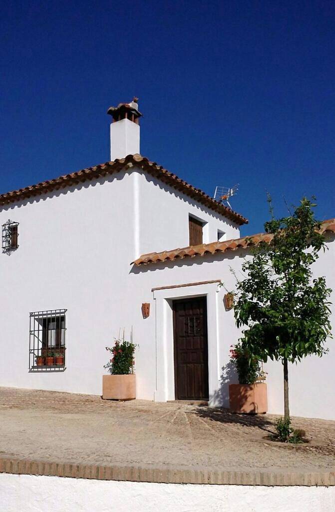 Casa rural para 4 personas, con vistas además de jardín y terraza, Se admiten mascotas en Sierra de Aracena y Picos de Aroche - 4