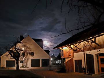 Bauernhaus für 2 Personen, mit Ausblick und Garten, kinderfreundlich in Bayern