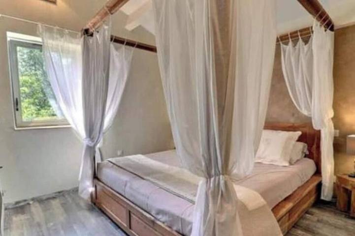 Casa rural para 2 personas, con jardín y piscina además de jacuzzi y terraza - 1