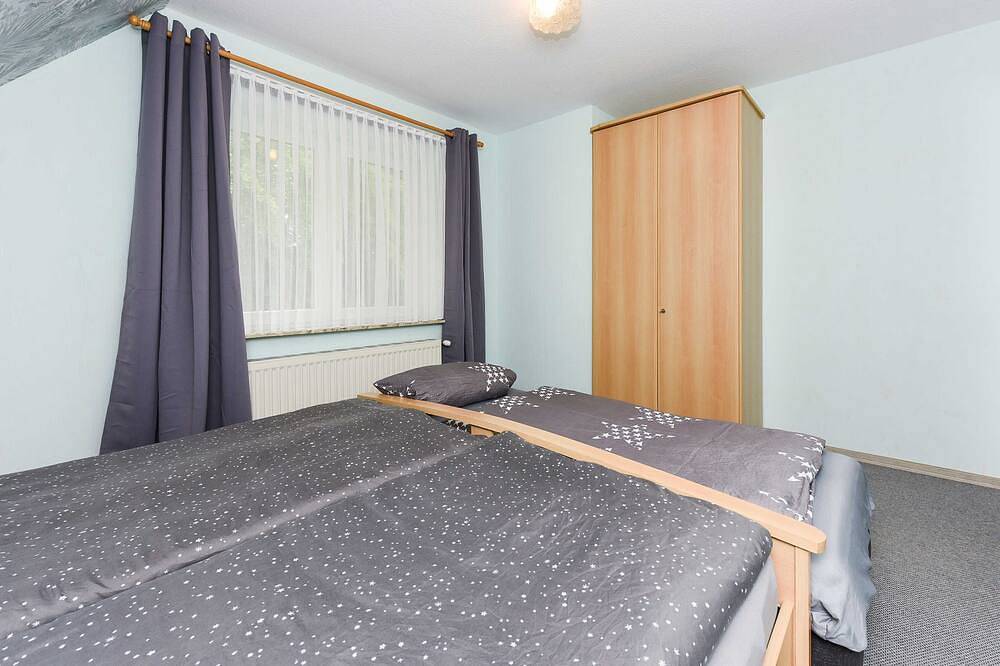 Ganze Wohnung, Ferienwohnung Eiche - Ferienhaus Elfriede Coordes in Moorweg in Moorweg, Nordseeküste