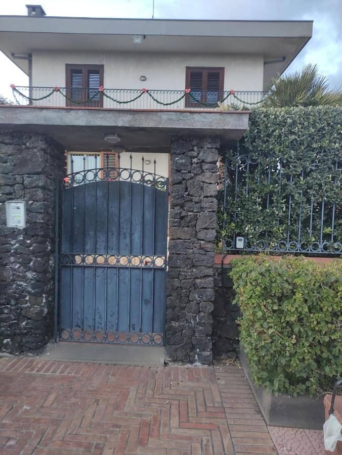 I capricci dell'etna 4 di Puglisi in Mascalucia, Catania e dintorni
