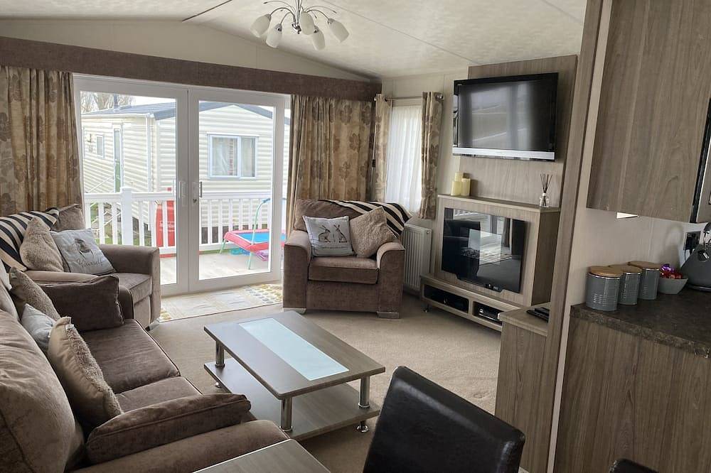 Pokerdot 1 Getaway- The perfect place to Stay, Play and Getaway.. in Mersea Island, Colchester
