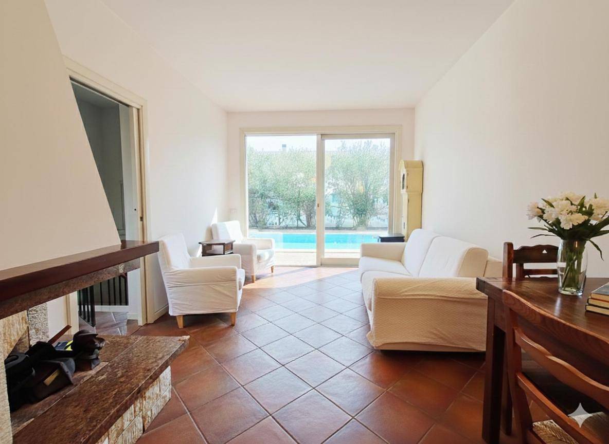Villa Garda Harmonia - pool, garden - lake by feet in Rivoltella del Garda, Desenzano del Garda