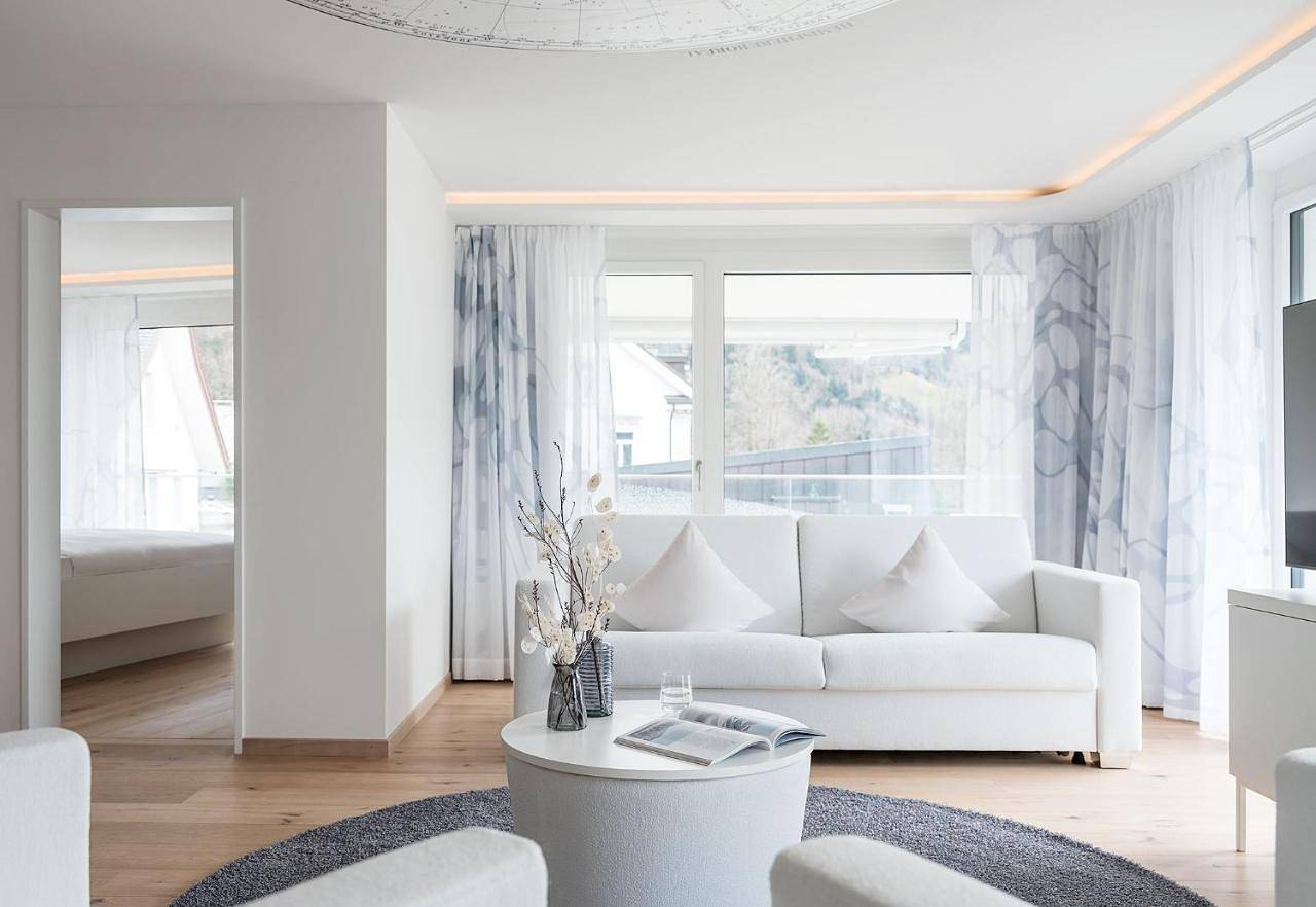 Neuro Campus Hotel by Cereneo Prevention in Vitznau, Lac des Quatre-Cantons
