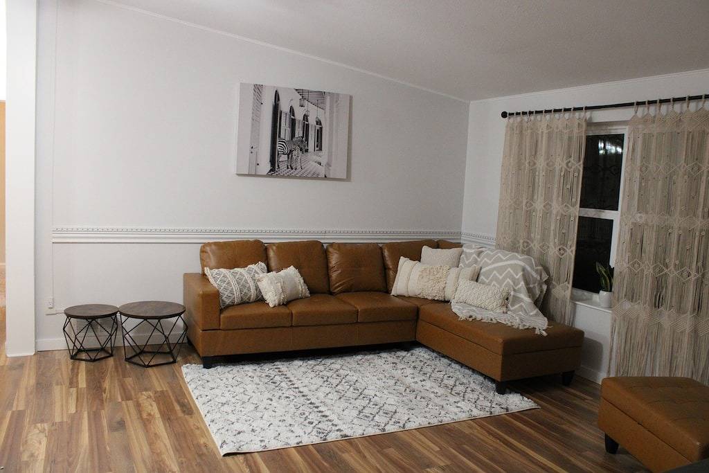 Quiet Family Friendly Home on Gravel Road --- 25 min from Lake Huron in Sanilac County