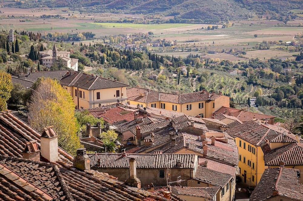 Villa in der Altstadt mit herrlichem Panorama und ausgestatteter Terrasse in Cortona, Arezzo Provinz
