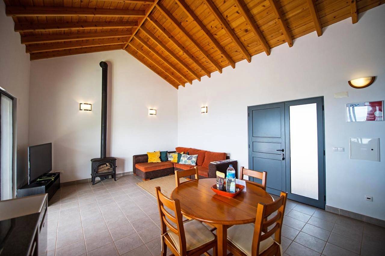 Apartamento inteiro, Casa do Nuno T2 in Capelo, Ilha do Faial