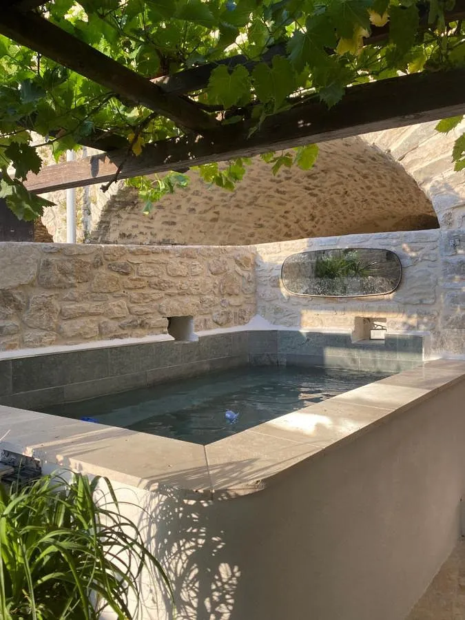 Maison de vacances pour 5 personnes, avec terrasse et piscine - 1