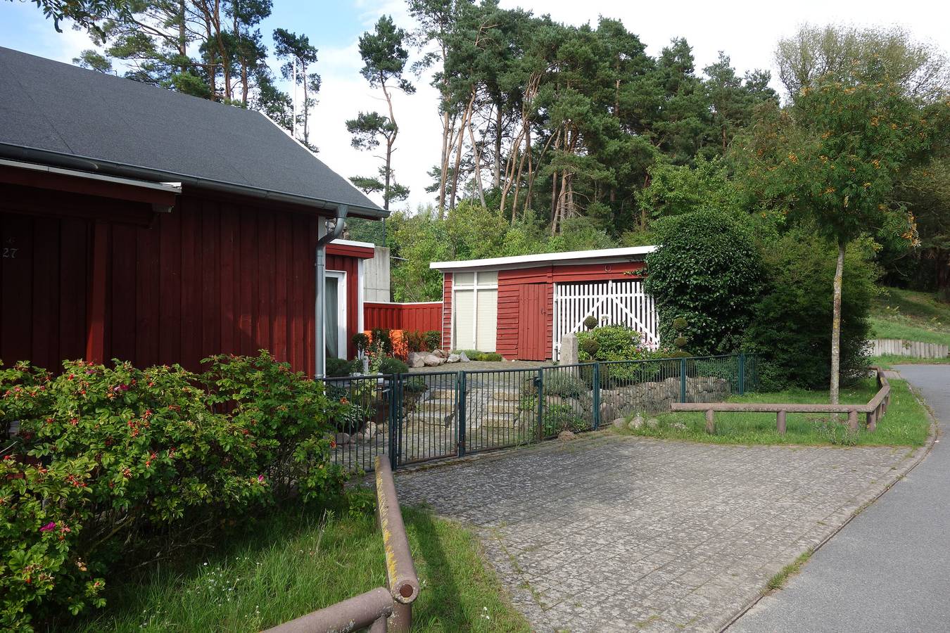 Ferienhaus 'Waren An Der Müritz' mit Seeblick, privater Terrasse und Wlan in Waren (Müritz), Müritz