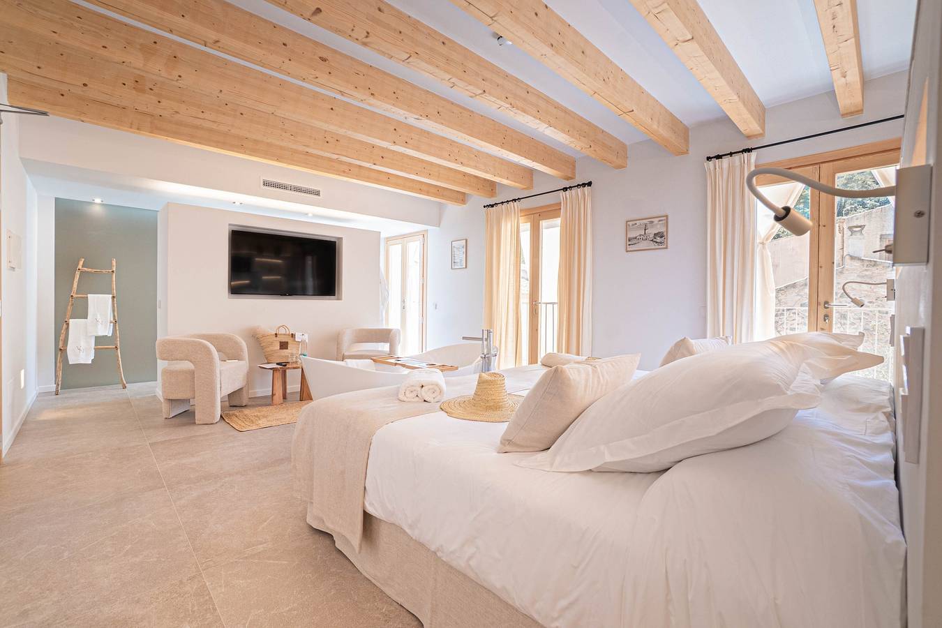 Zimmer 201 – Junior Suite mit Balkon, Meerblick, Wlan und Klimaanlage in Capdepera, Mallorca Osten