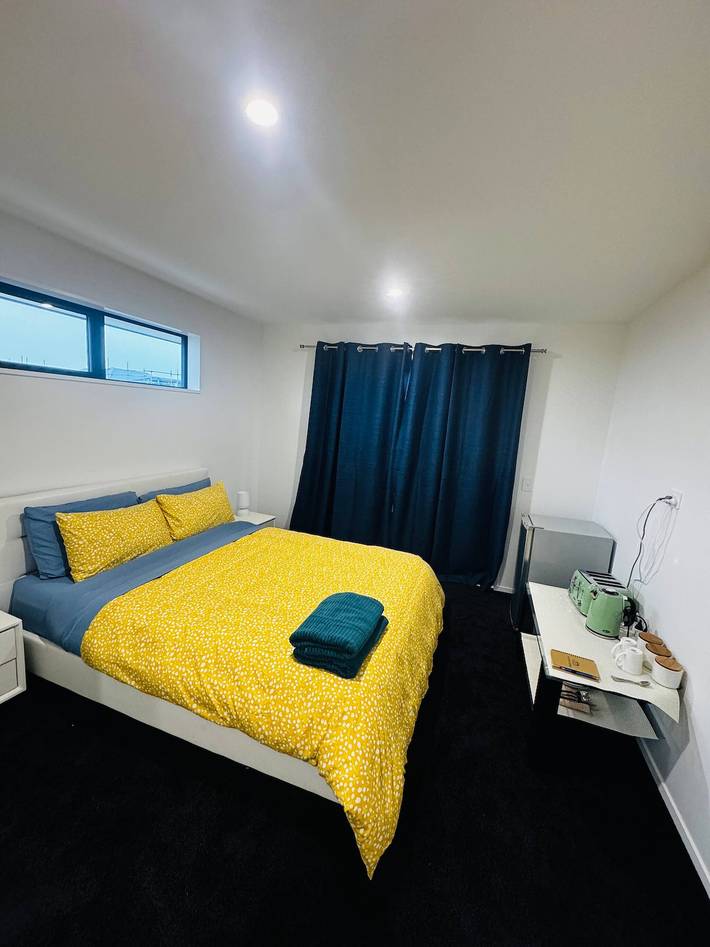 Zimmer mit eigenem Bad und Kochnische in Waimakariri District
