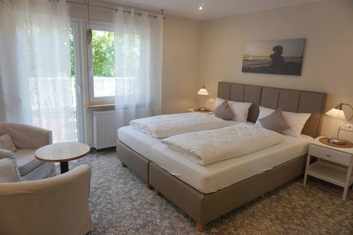 BnB für 2 Personen, mit Terrasse und Garten in Hessen