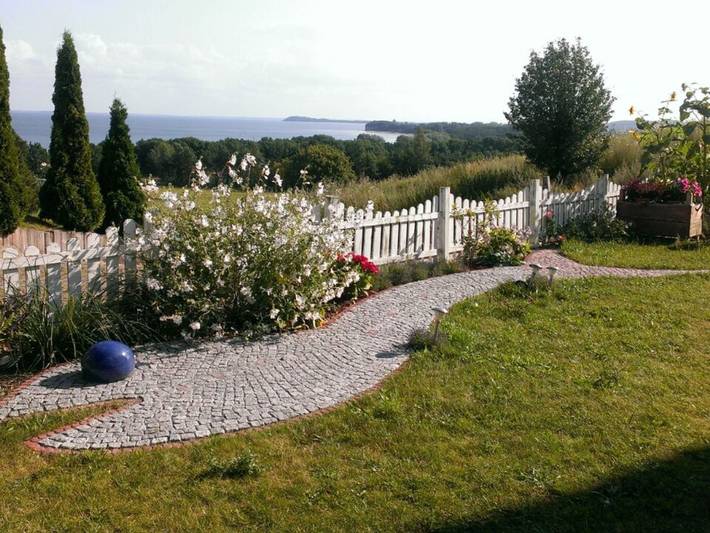 Ferienwohnung für 2 Personen, mit Terrasse und Garten sowie Ausblick in Göhren - 4