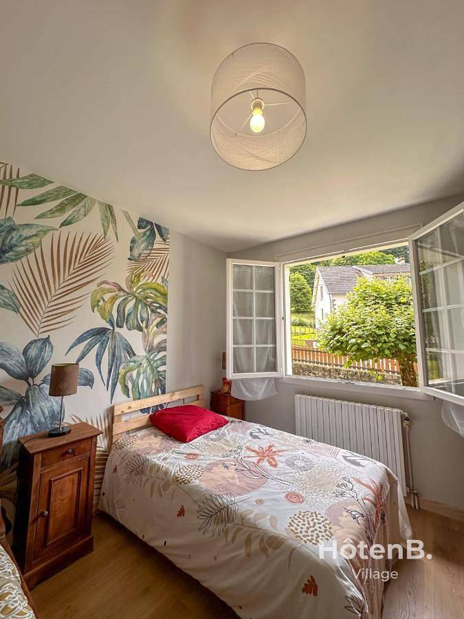 Location de vacances pour 6 personnes, avec jardin à Eymoutiers - 2