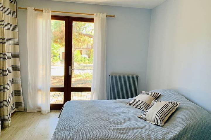 Location de vacances pour 7 personnes, avec jardin et terrasse sur la Dune du Pilat - 2