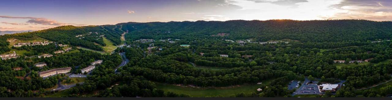 Ferienhaus für 6 Personen, mit Sauna und Pool sowie Balkon und Whirlpool in Virginia