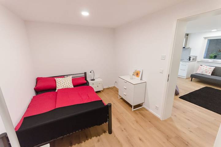 Ferienwohnung für 2 Personen, mit Terrasse und Garten in Aalen - 4