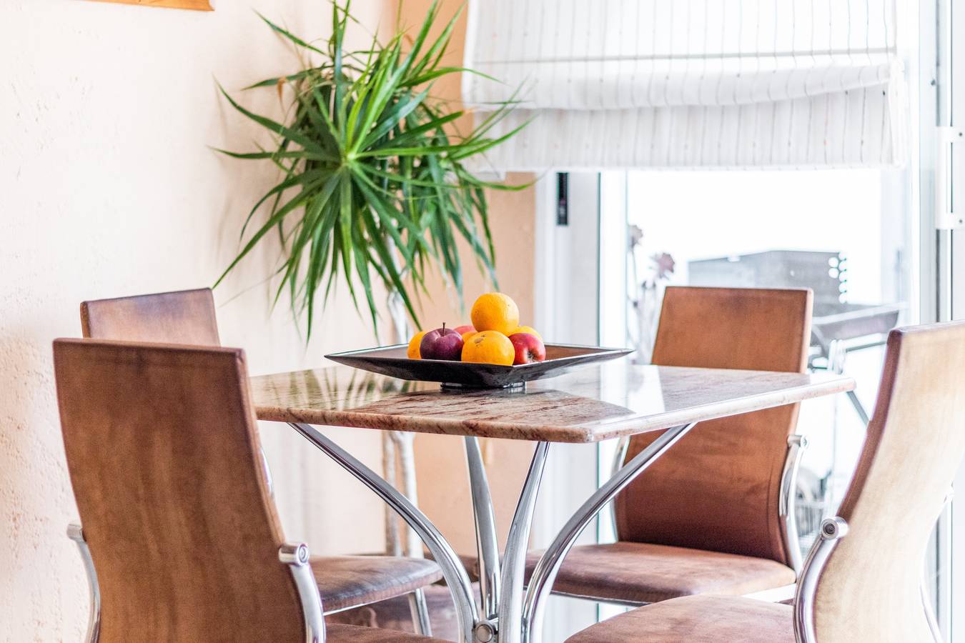 Apartamento entero, Apartamento 'Finca 9' con piscina compartida, Wi-Fi y aire acondicionado in Paichi, Teulada