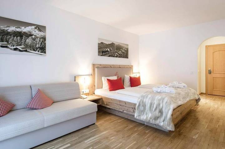 Ferienhaus für 3 Personen, mit Sauna und Pool sowie Garten und Balkon in Vorarlberg - 2