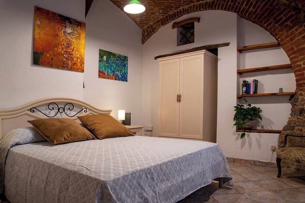 Borgo Santa Chiara Heritage Home in Oristano, Campidano