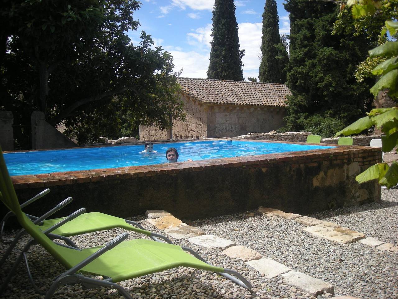 Very comfortable and spacious house. 3000m2 of garden, barbecue and private pool in Santes Creus, Aiguamúrcia