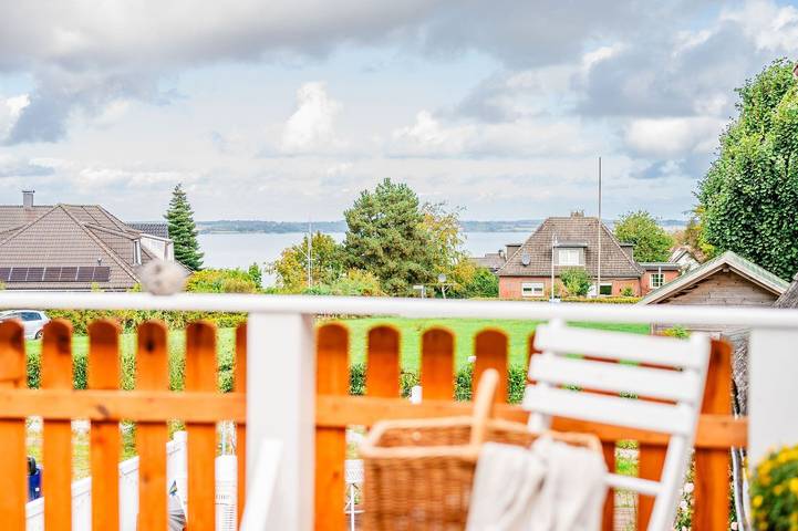 Ferienwohnung für 4 Personen, mit Balkon und Terrasse sowie Ausblick in Westerholz - 2