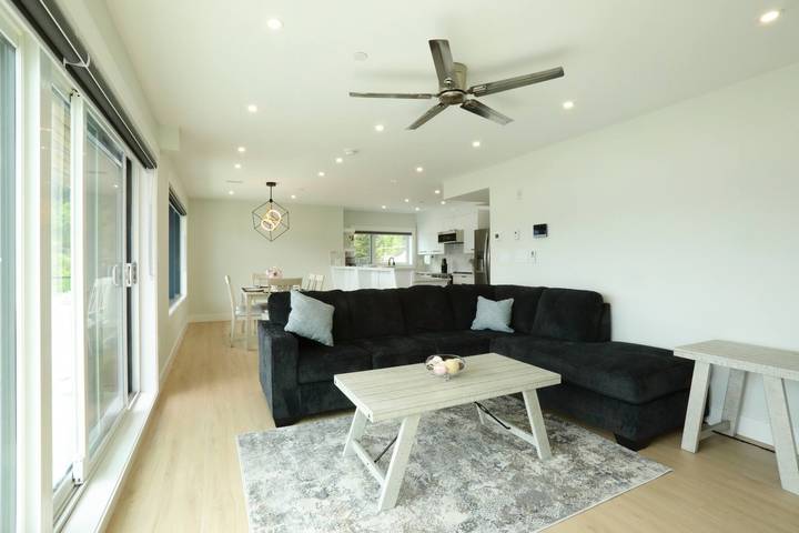 Apartamento entero, Amplio oasis tranquilo en Okanagan 302 in Peachland, Central Okanagan