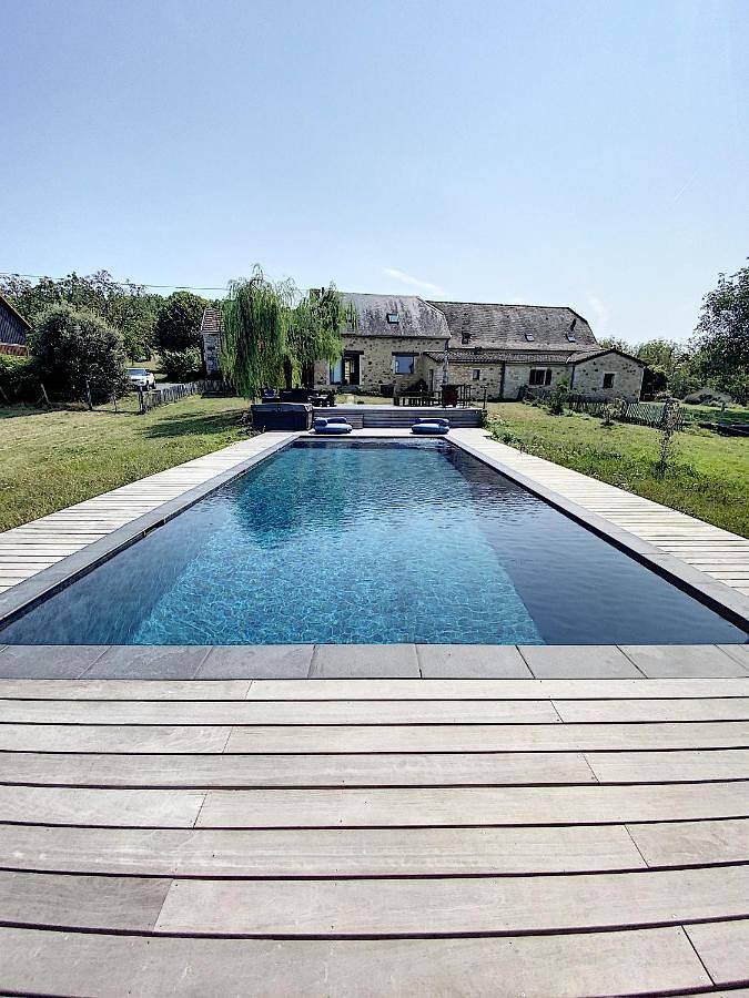 Maison de vacances pour 20 personnes, avec piscine ainsi que vue et terrasse - 1