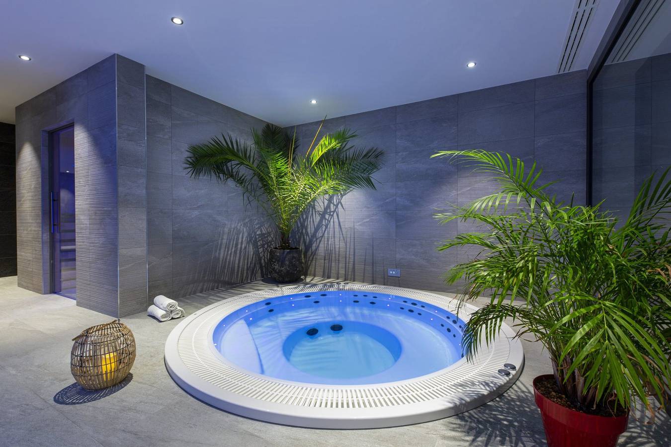 Maison de Vacance N°2 "Le Vigneau", Piscine & Spa in Escalles, Cap Blanc-Nez