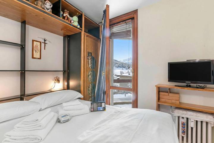 Ganze Wohnung, Appartamento Fiocco di Neve w/ View Balcony in Sestriere, Via Lattea